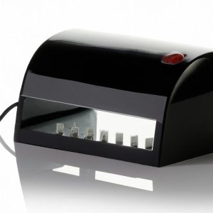 manicure żelowy